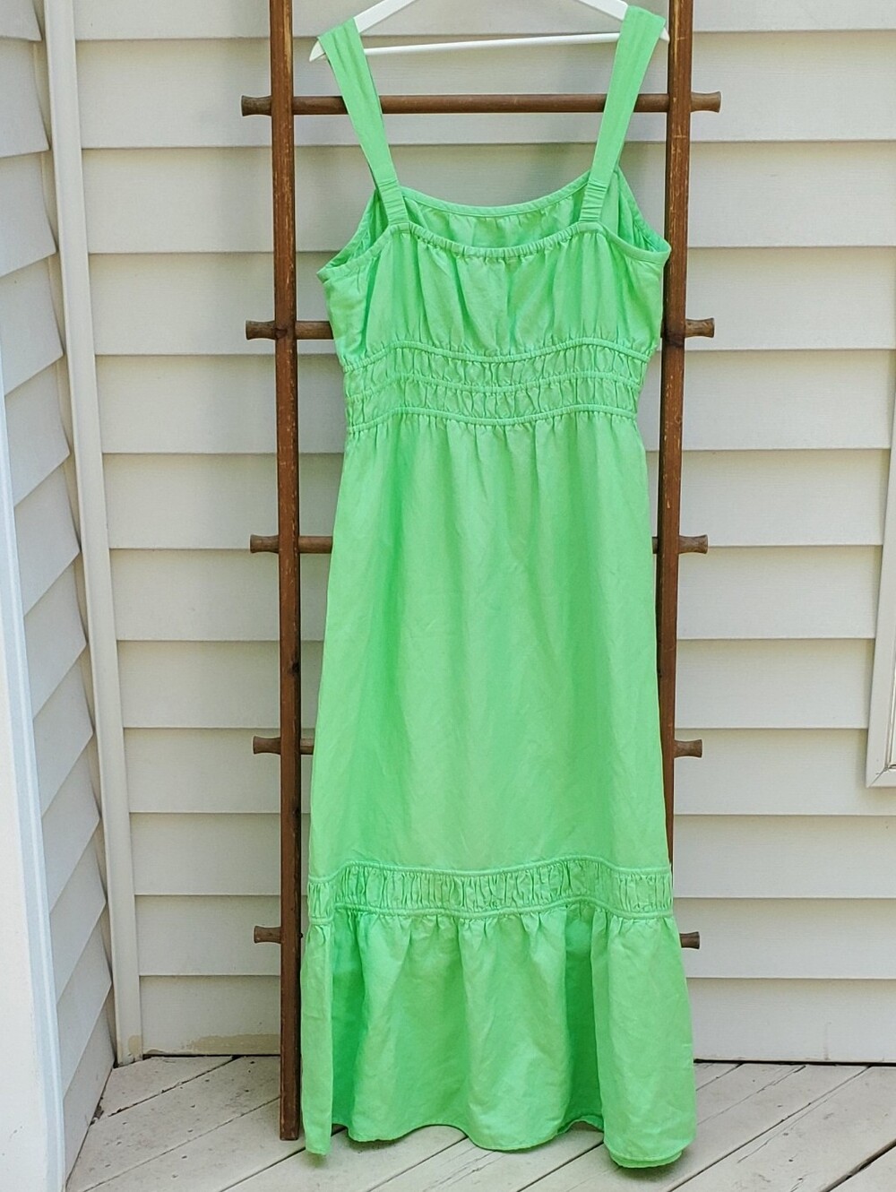 LOFT Lime Green Maxi Dress - Picture 3 of 4